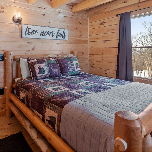 Log Beds Guide 2025: Choosing the Perfect Rustic Retreat