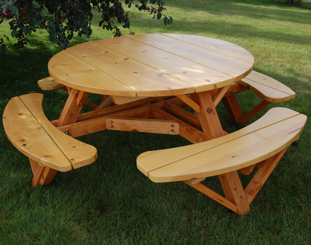 4' WOOD PICNIC TABLES