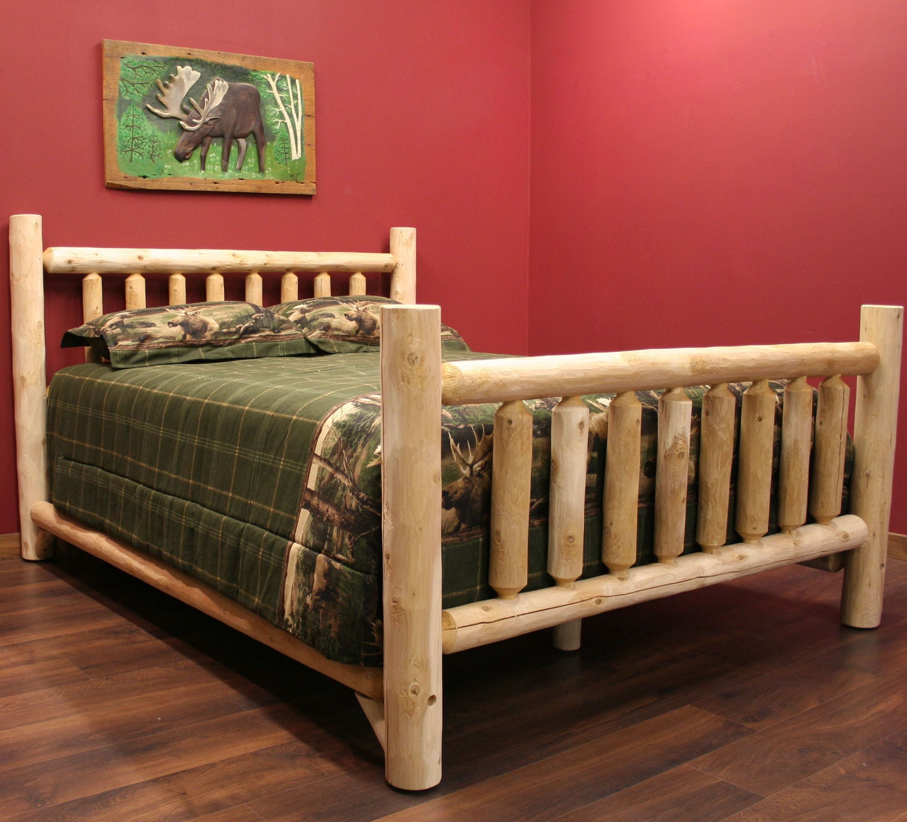 Lakeland Mills Cedar Log Low Post Queen Bed